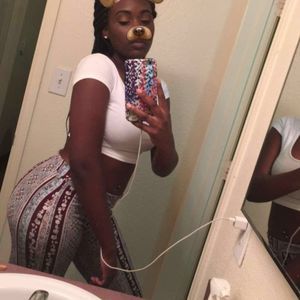 Meet your Posher, Kay